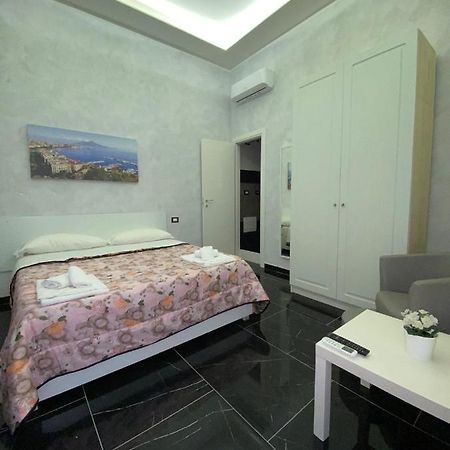 Savastano House Hotel Napoli Eksteriør billede