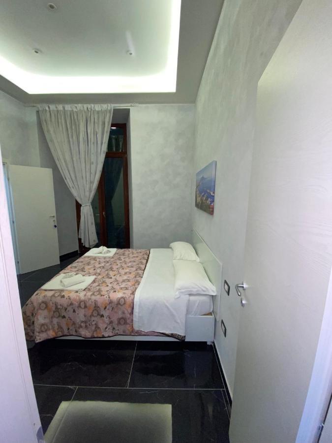 Savastano House Hotel Napoli Eksteriør billede