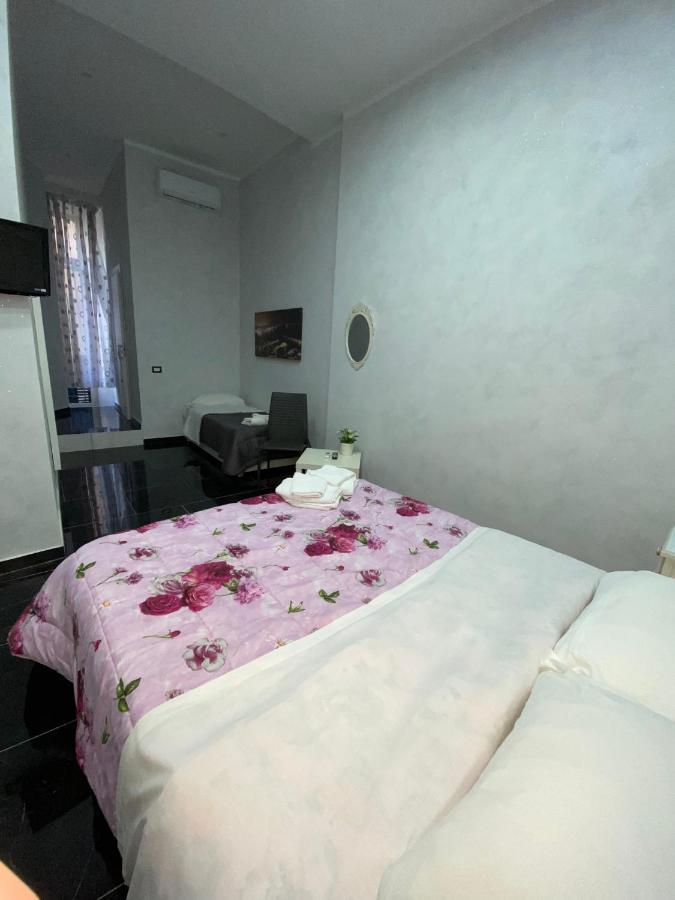 Savastano House Hotel Napoli Eksteriør billede