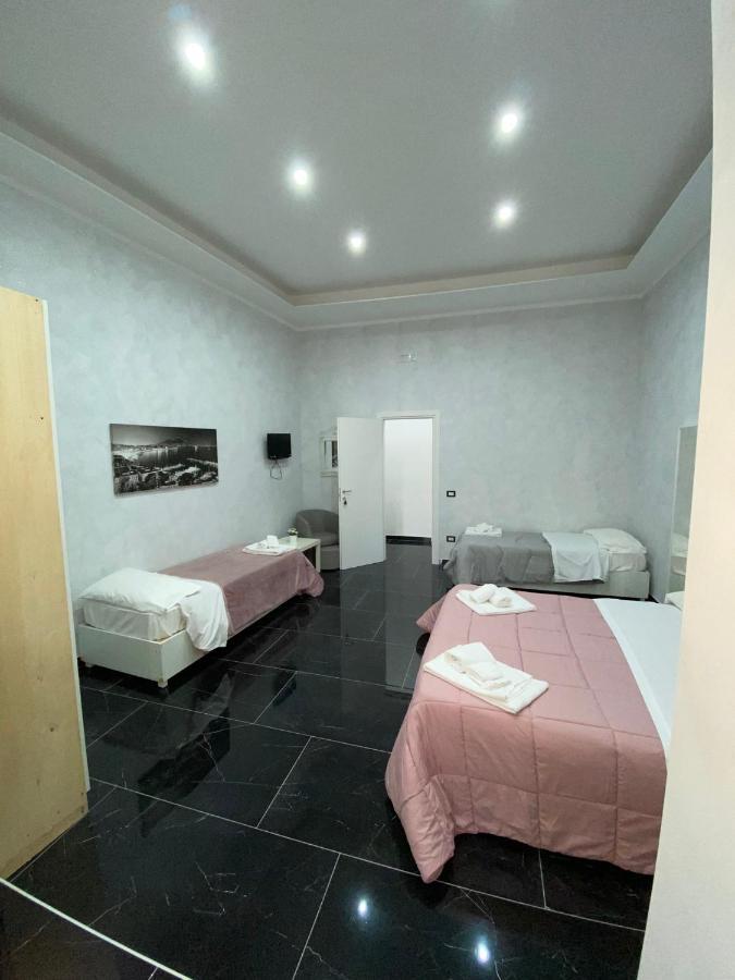 Savastano House Hotel Napoli Eksteriør billede