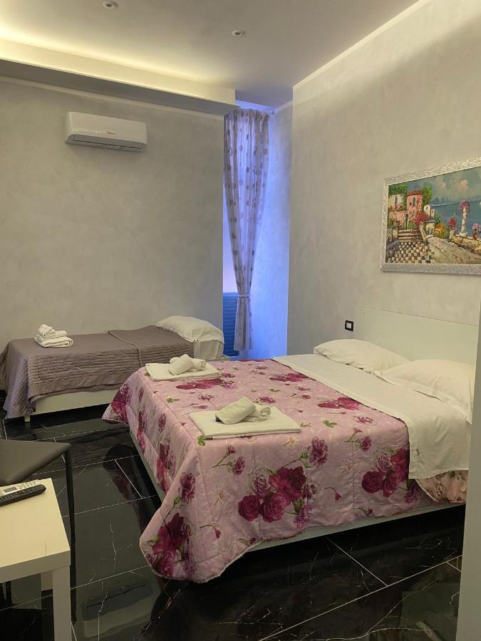 Savastano House Hotel Napoli Eksteriør billede